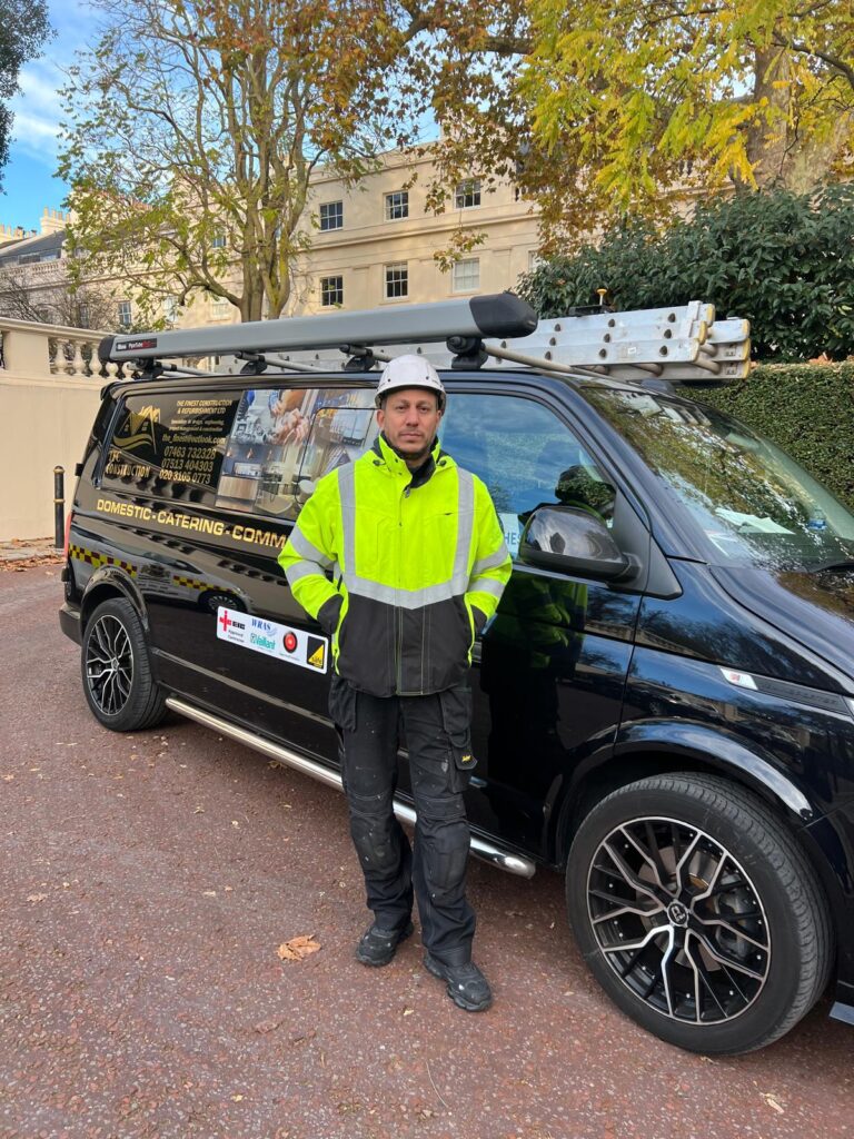 BUILDER VAN