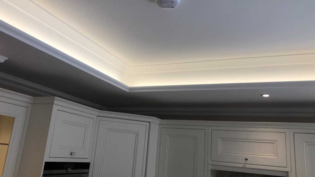 CEILING 4